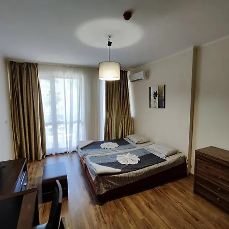 Europroperties Golden Line Apartman