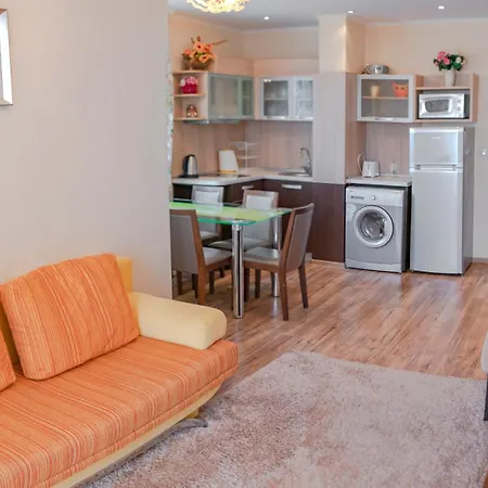 アパート Europroperties Golden Line ゴールデンサンド