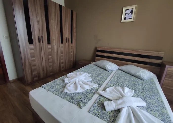 Europroperties Golden Line Apartman Aranyhomok