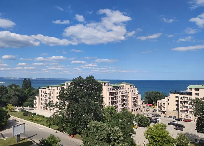 Europroperties Golden Line * Aranyhomok