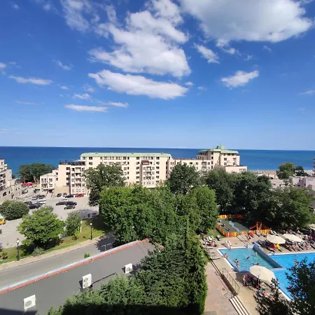 Europroperties Golden Line Apartment *
