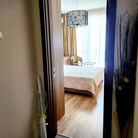 Europroperties Golden Line Apartment