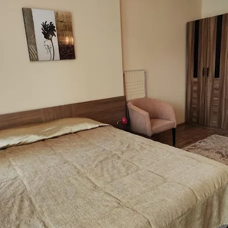 Europroperties Golden Line Apartment