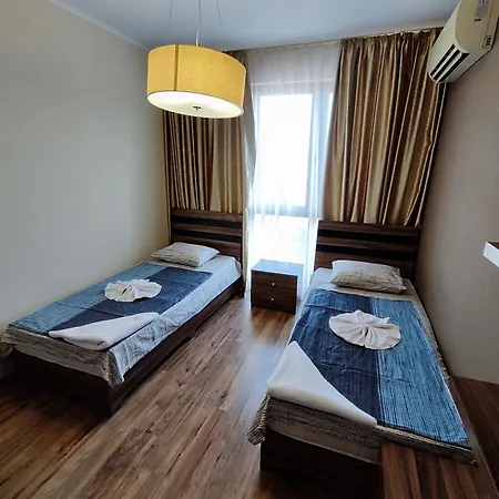 Europroperties Golden Line Apartment