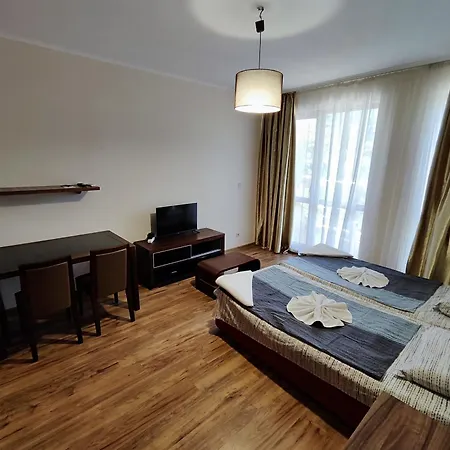 Europroperties Golden Line Apartment *