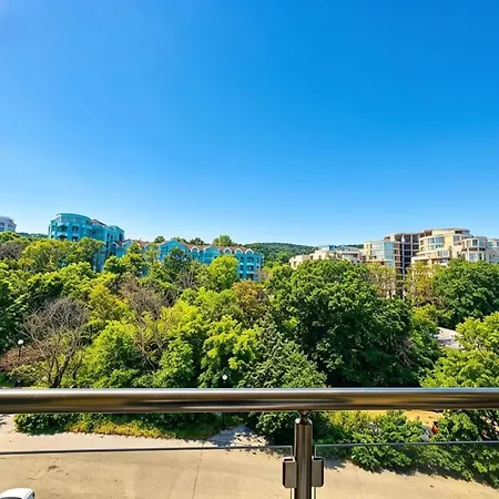 Europroperties Golden Line Apartmán *