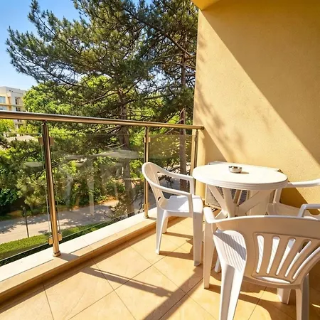 Europroperties Golden Line Apartmán *