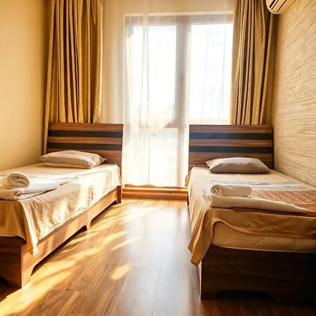Europroperties Golden Line Lejlighed