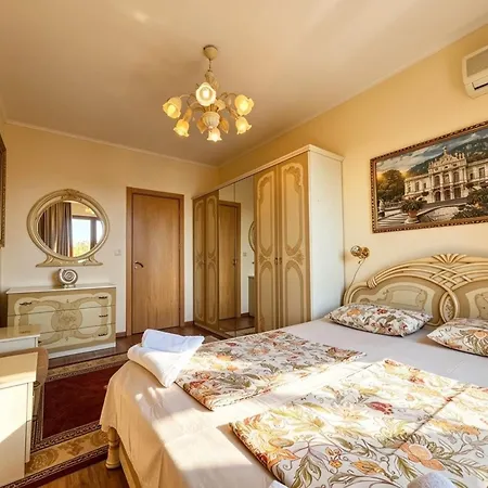 Europroperties Golden Line Apartmán