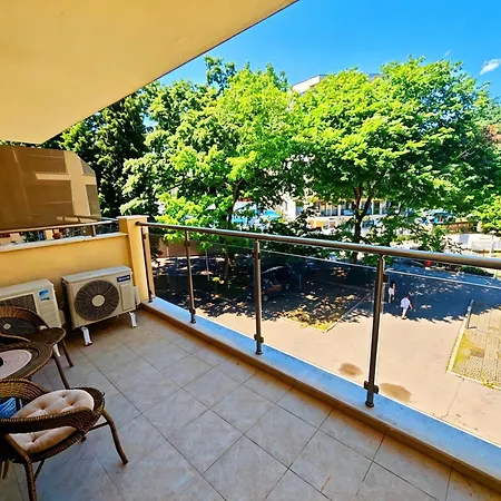 Europroperties Golden Line Apartmán *