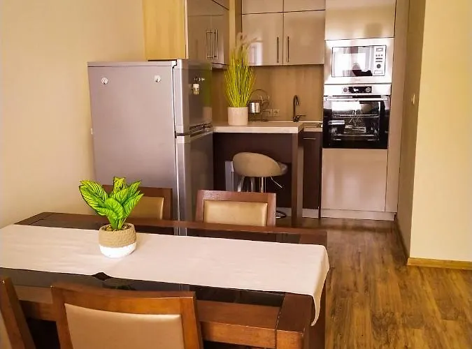 Europroperties Golden Line Apartmán *