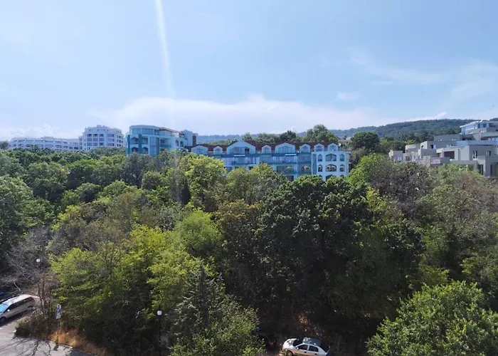 Europroperties Golden Line * Golden Sands