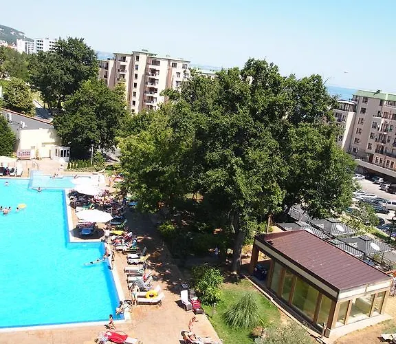 Europroperties Golden Line Appartamento *